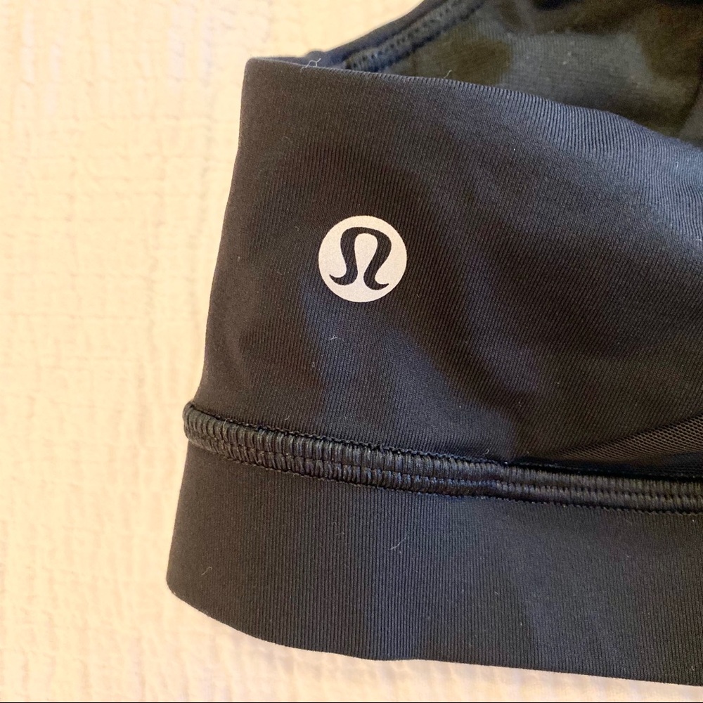 Black Lululemon Sports Bra— size 2 - Picture 4 of 4